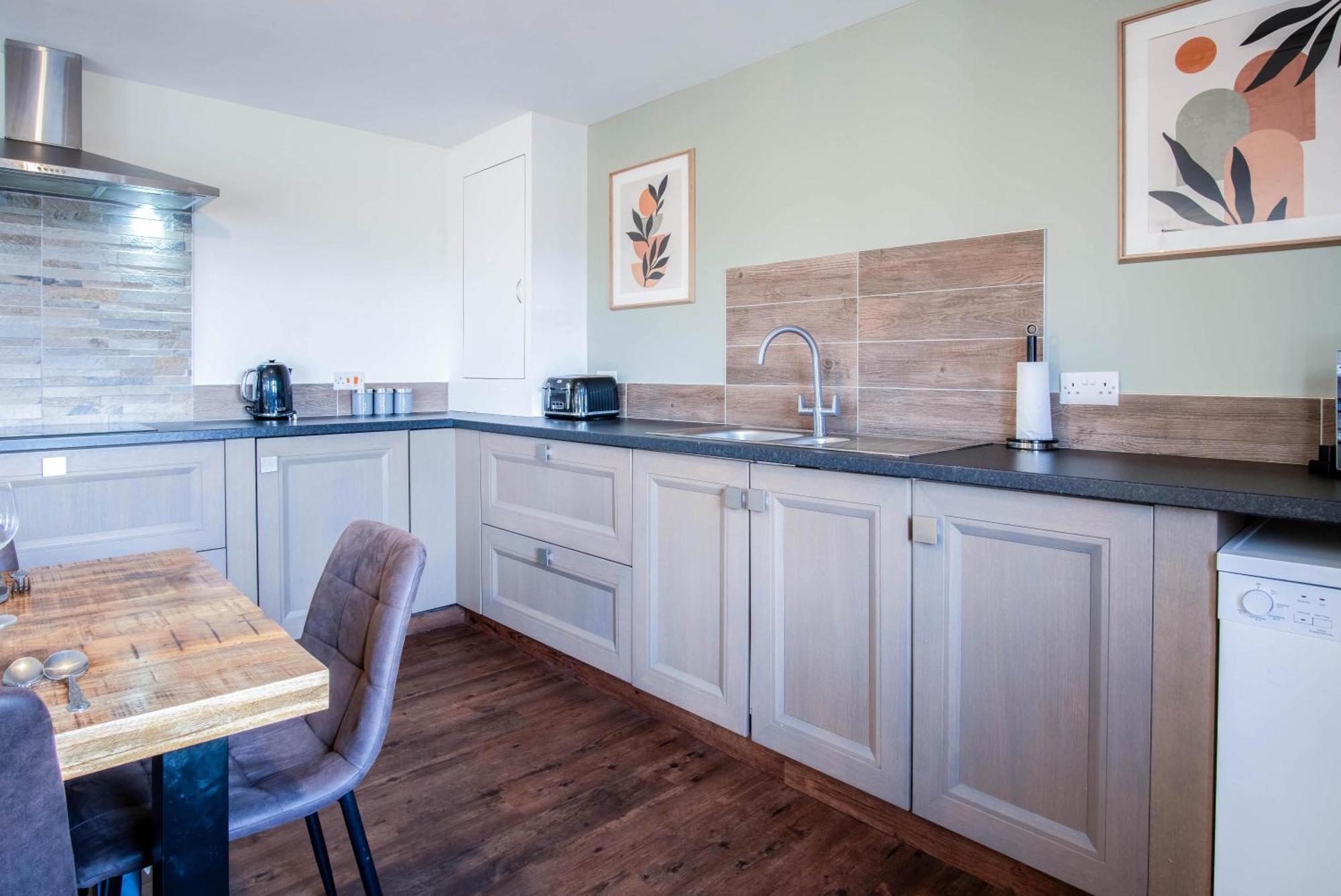 The Beacon - 3 Bedroom Cottage - Ludchurch - Narberth Exterior photo