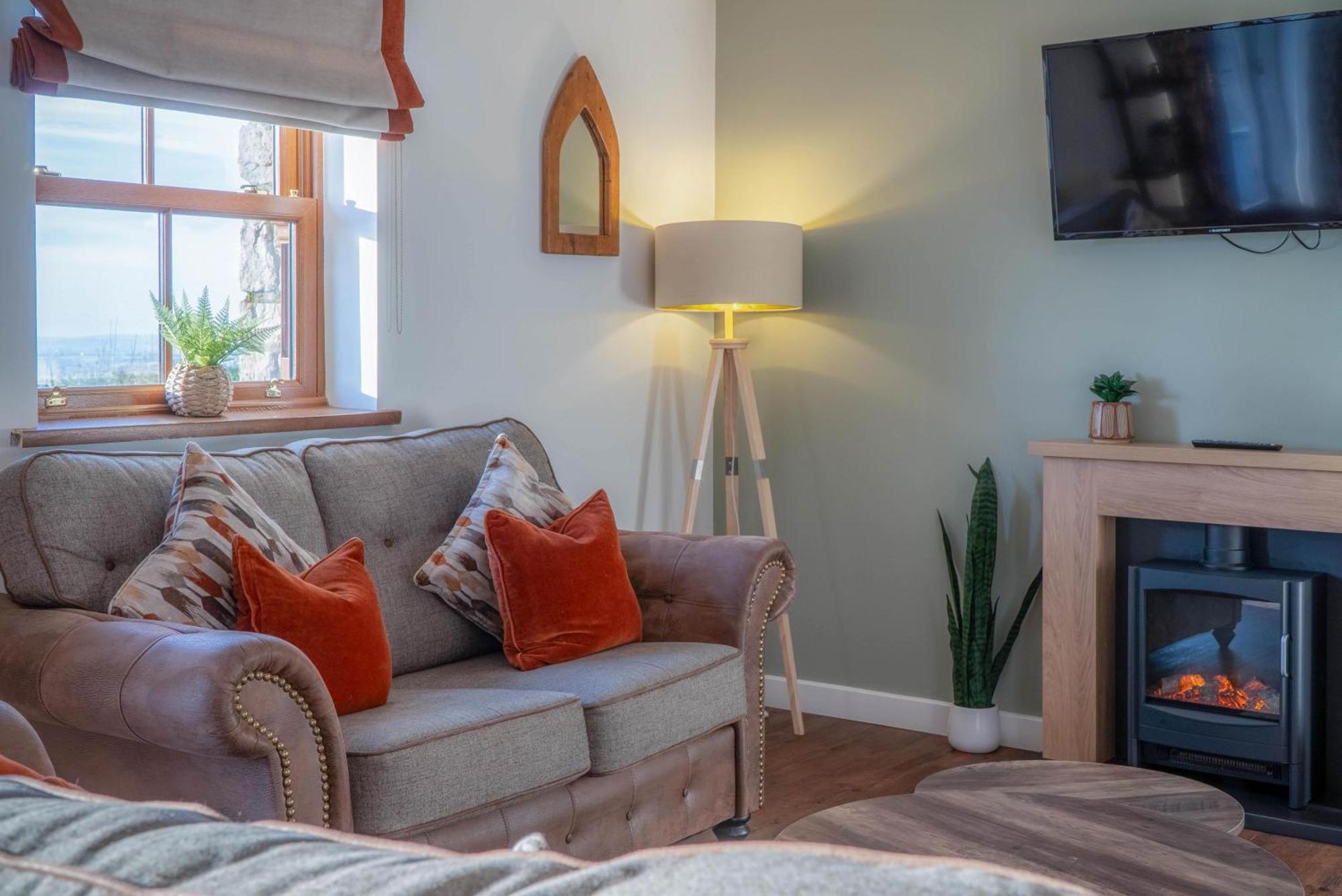 The Beacon - 3 Bedroom Cottage - Ludchurch - Narberth Exterior photo